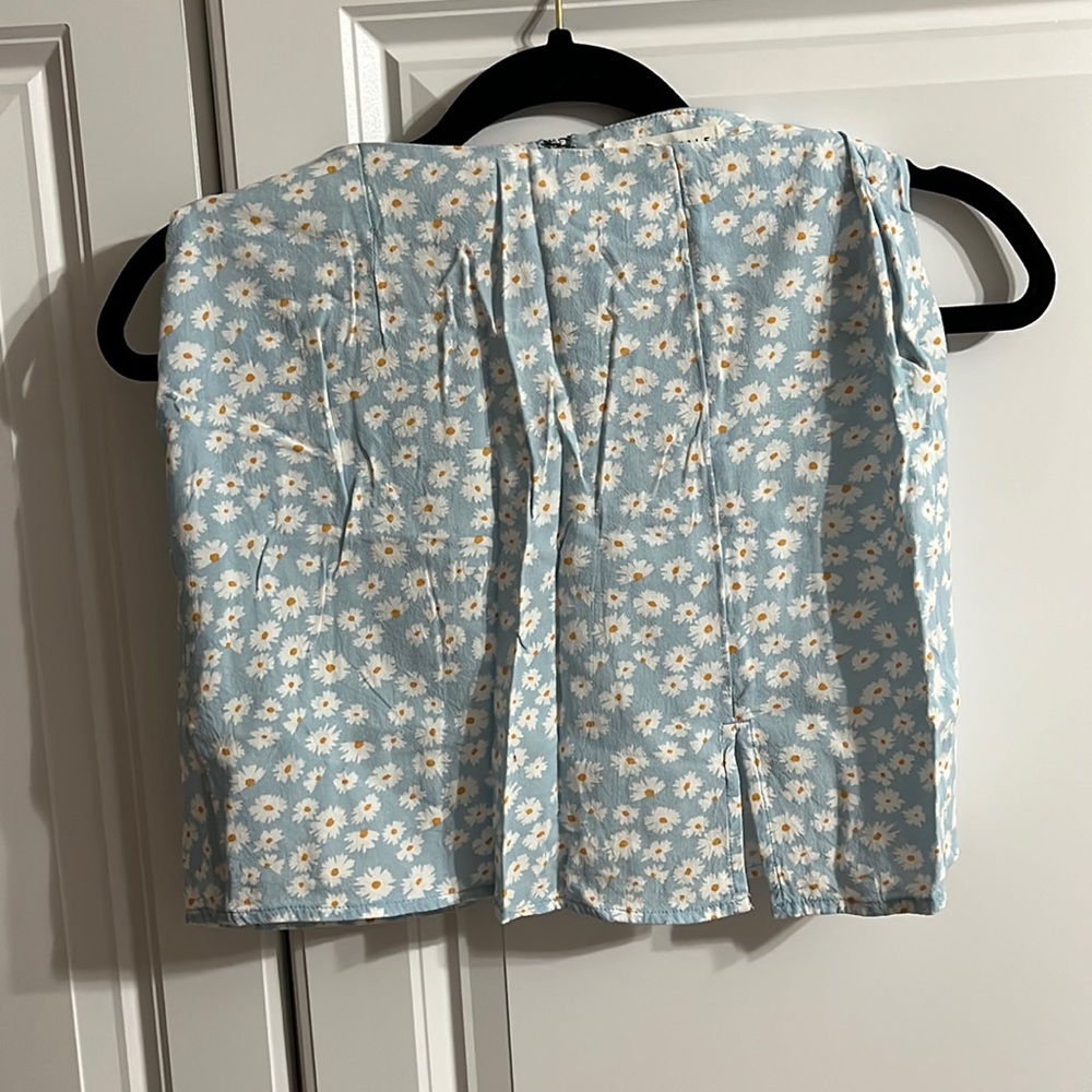 Aeropostale floral skirt (Size: XSmall)